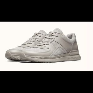 Everlane Tread Trainer Size 7